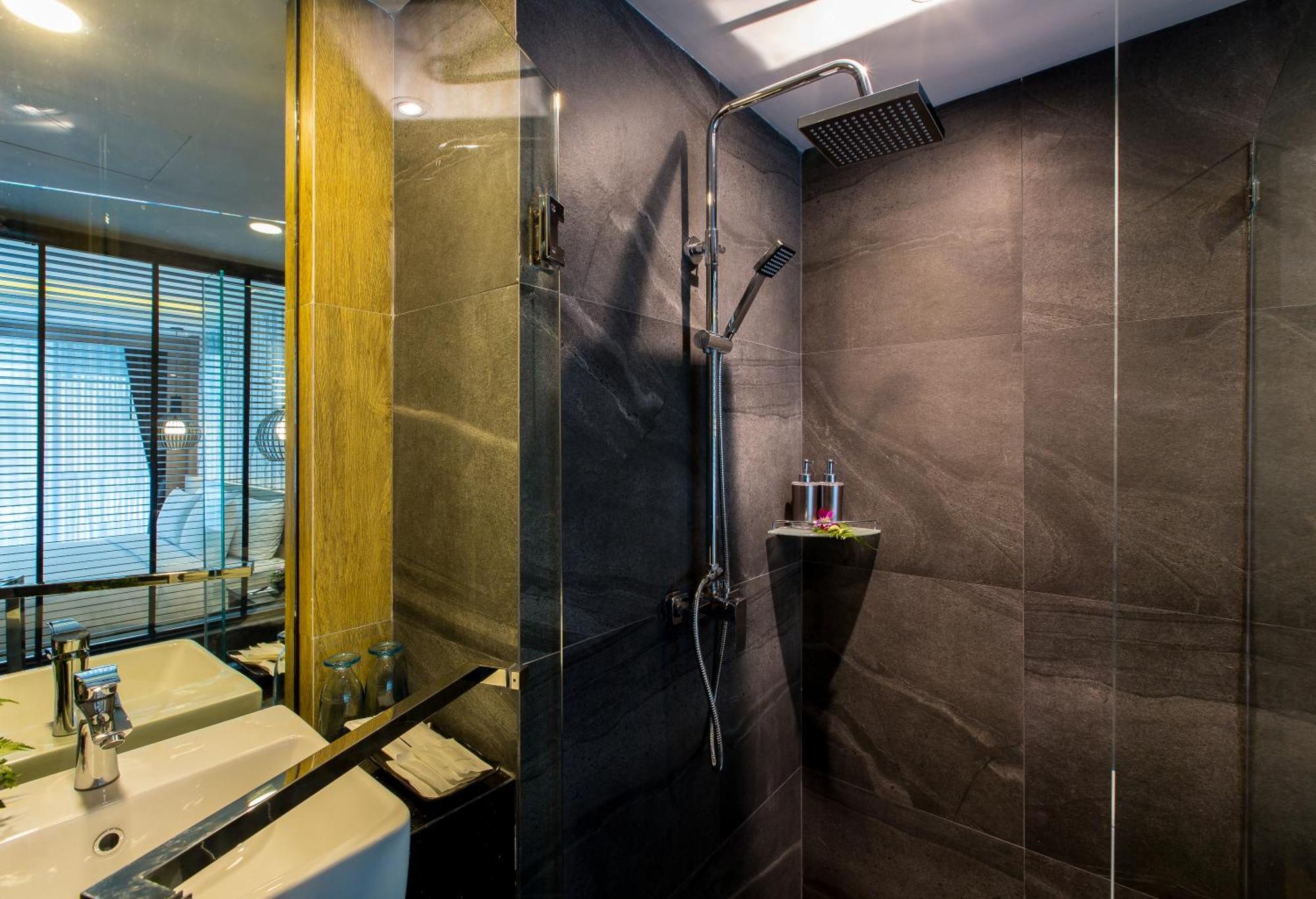 Glow Krabi - Sha Extra Certified Hotel 4*